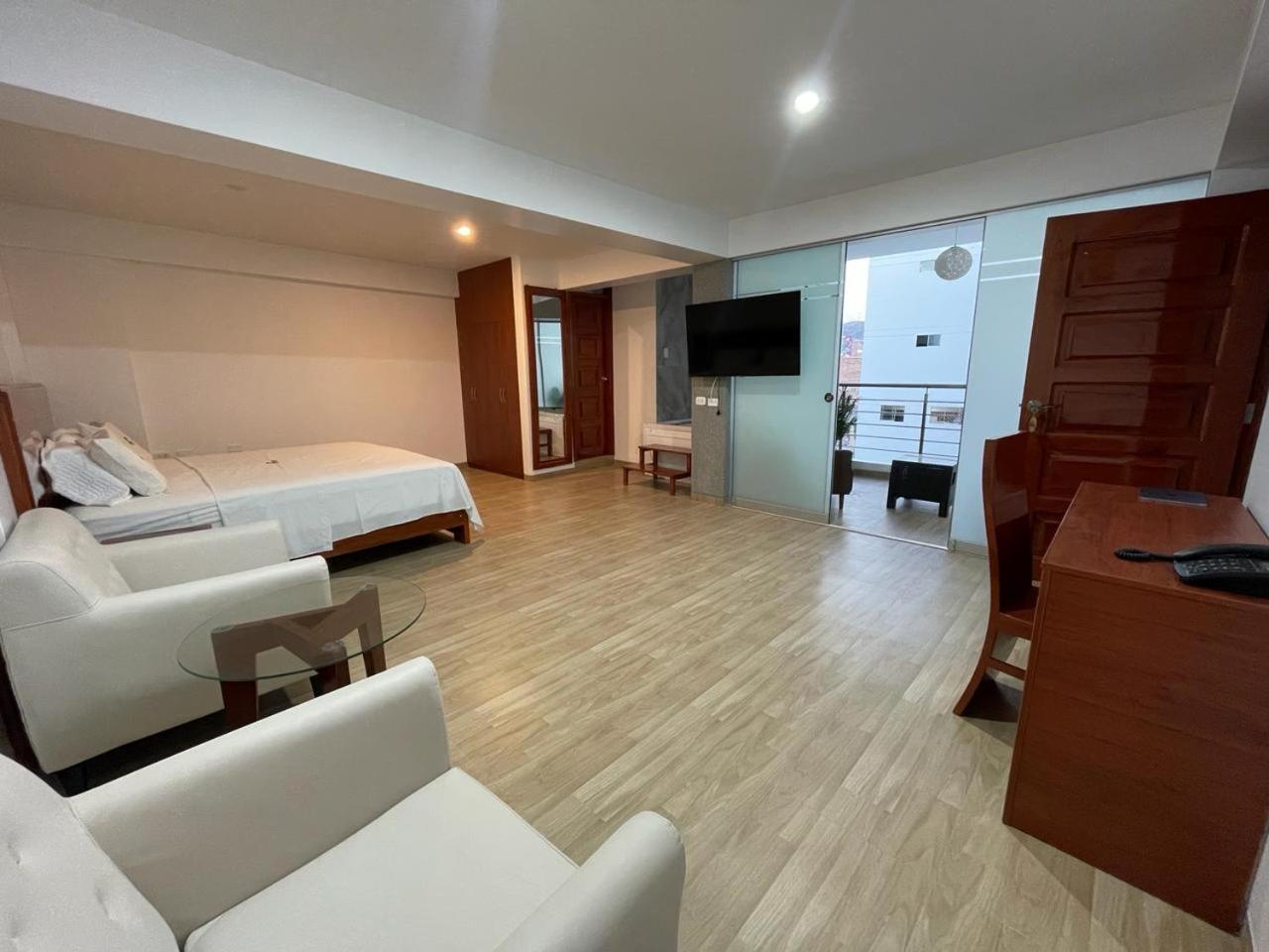 Hotel Americano Jaén Exteriér fotografie